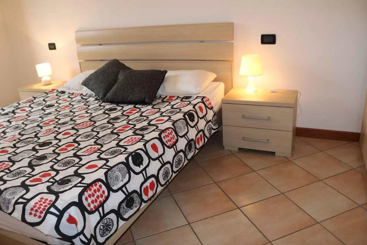 Apartment In Bardolino/Gardasee 21881 Italy