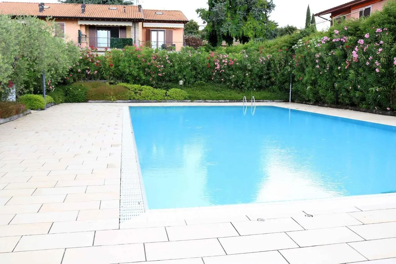 Apartment In Bardolino/Gardasee 21881  Bardolino