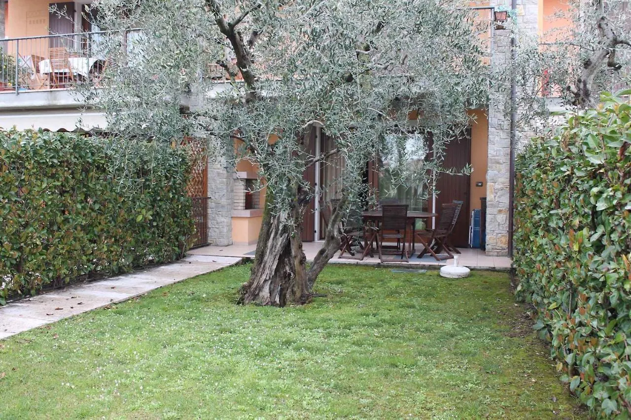 Apartment In Bardolino/Gardasee 21881 Bardolino
