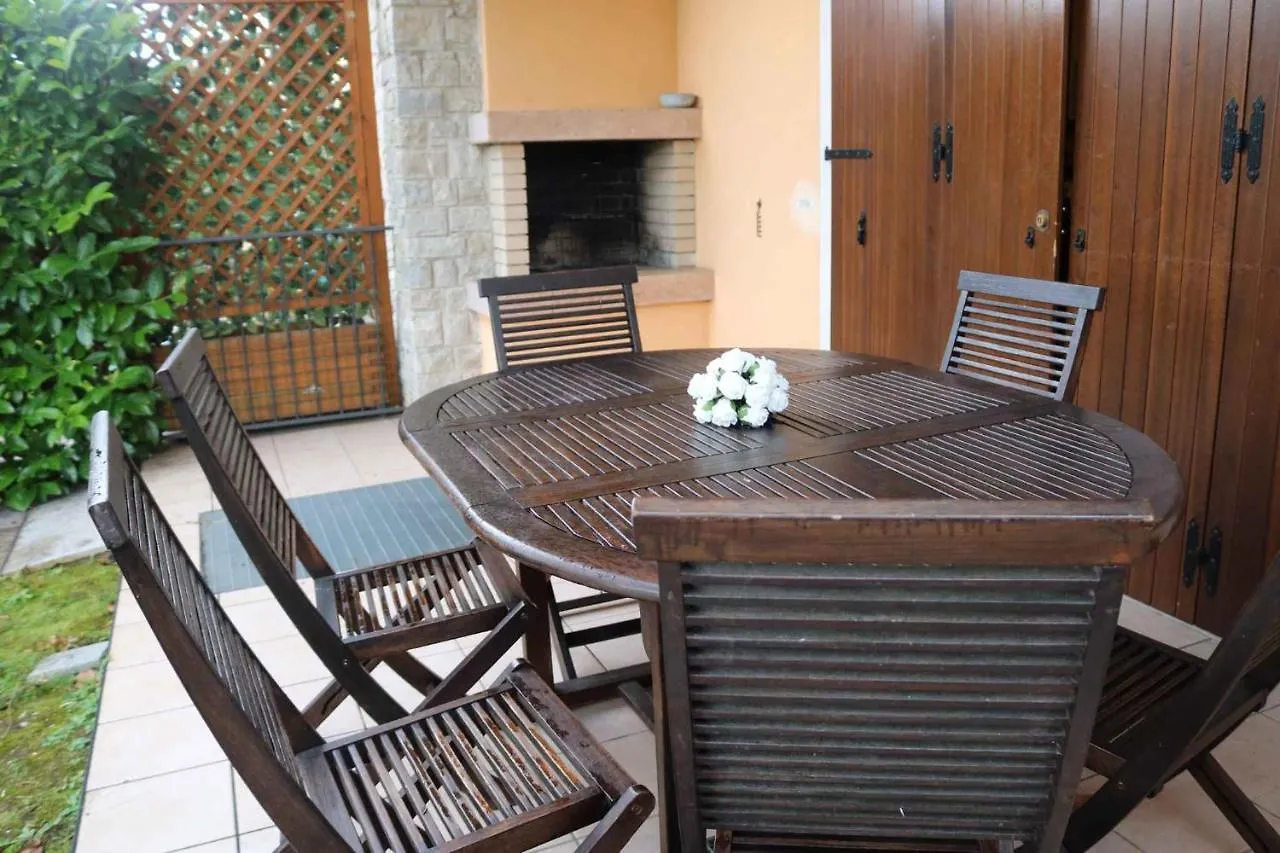 Apartment In Bardolino/Gardasee 21881 Italy